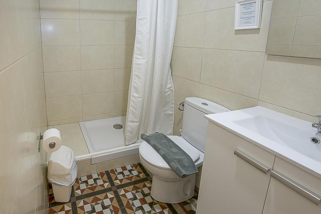 Casa Maca Guest House Barcellona Esterno foto