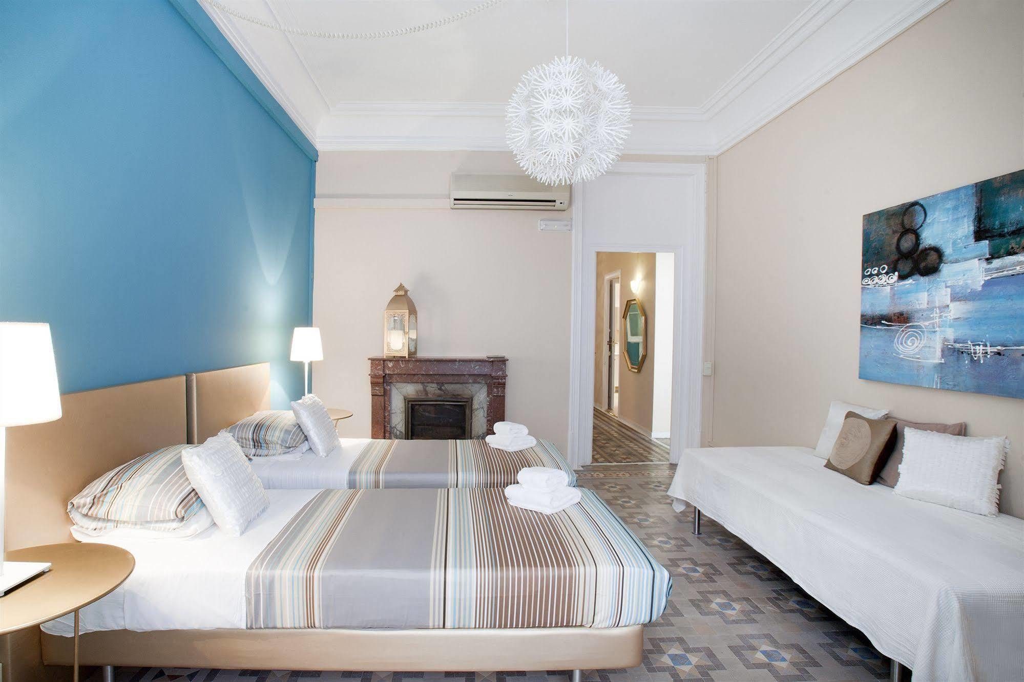Casa Maca Guest House Barcellona Esterno foto