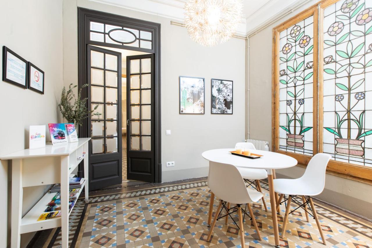 Casa Maca Guest House Barcellona Esterno foto
