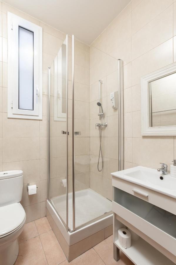 Casa Maca Guest House Barcellona Esterno foto